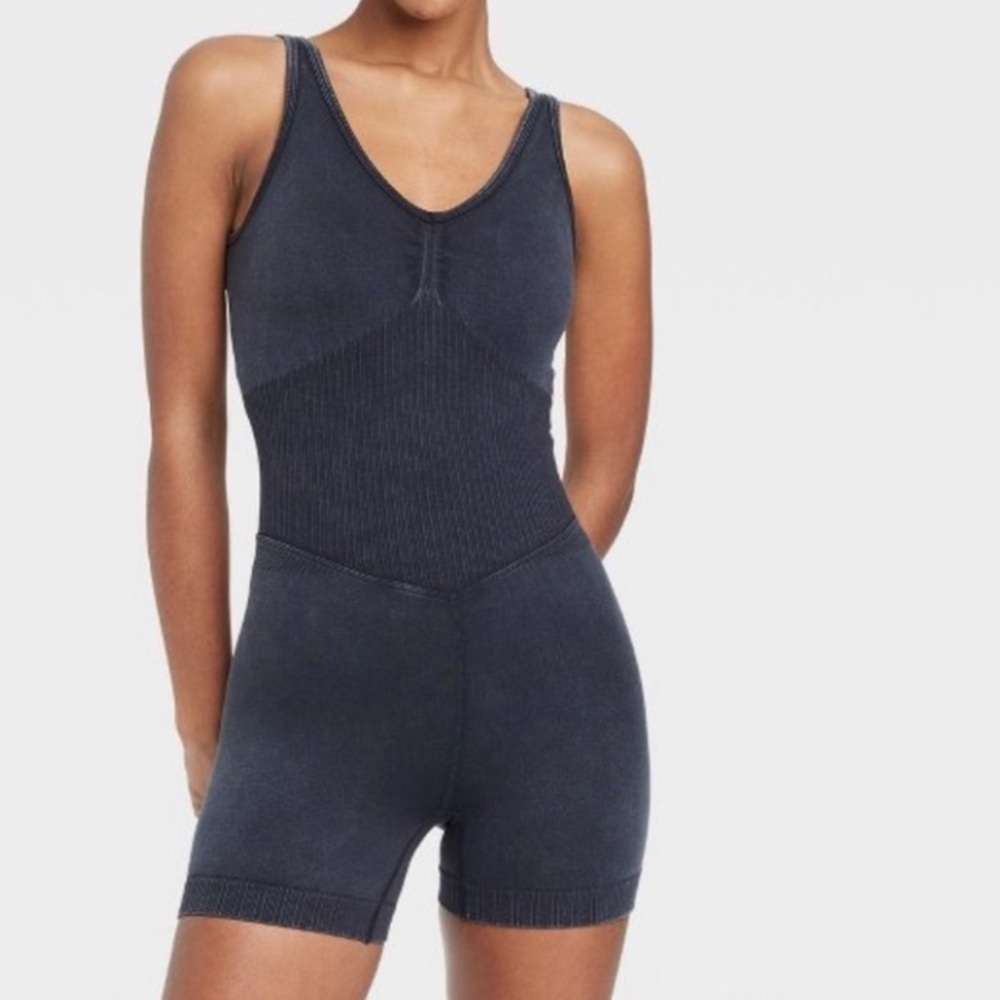 Women’s seamless Shorts Bodysuit       size S. Color   blue